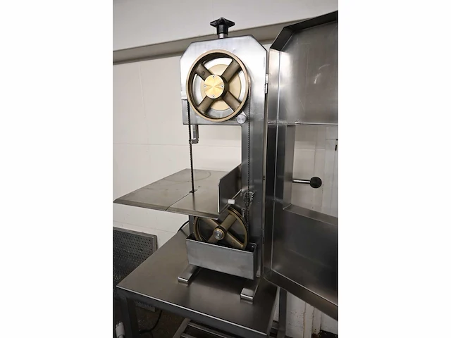 Dma fbt rvs beenderzaag machine met rvs onderstel - afbeelding 7 van  7