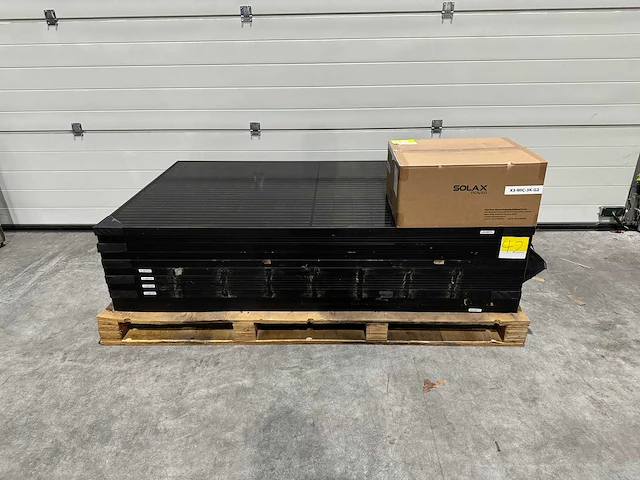 Dmegc - set van 11 zonnepanelen (330 wp) met 1 solax x3-mic-3k-g2 omvormer (3-fase) - afbeelding 1 van  7