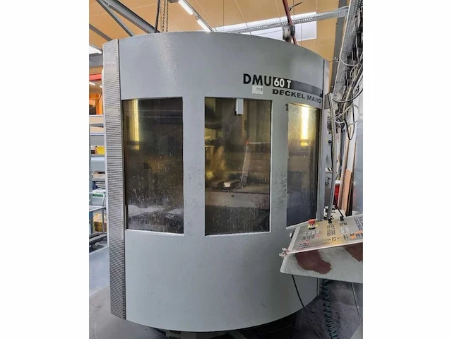 Dmg, deckel maho - dmu60t - cnc freesmachine - 2001 - afbeelding 1 van  24