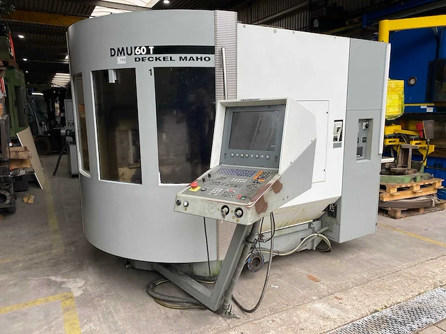 Dmg, deckel maho - dmu60t - cnc freesmachine - 2001 - afbeelding 19 van  24