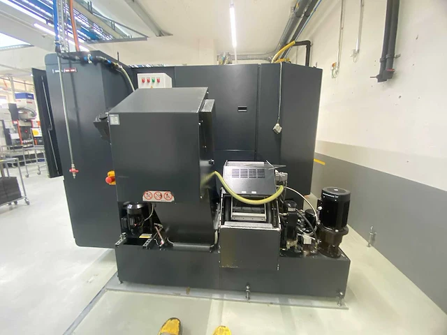 Dmg mori nhx 4000 hmc with siemens 840d - afbeelding 9 van  15