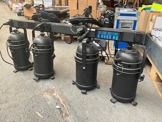 Dmx bar - met par spots - feestverlichting (2x) - afbeelding 1 van  11