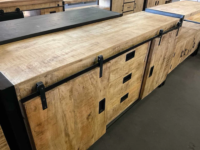 Dobu dressoir - afbeelding 3 van  8