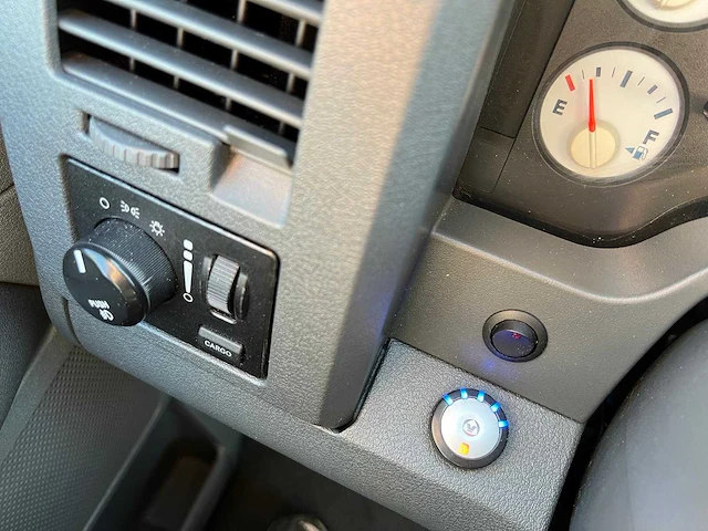 Dodge - 1500 5.7 hemi - ram - 6 pers - 2-vgd-21 - afbeelding 6 van  19