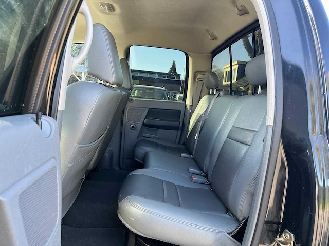 Dodge - 1500 5.7 hemi - ram - 6 pers - 2-vgd-21 - afbeelding 9 van  19