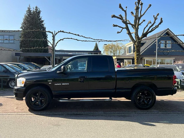 Dodge - 1500 5.7 hemi - ram - 6 pers - 2-vgd-21 - afbeelding 15 van  19