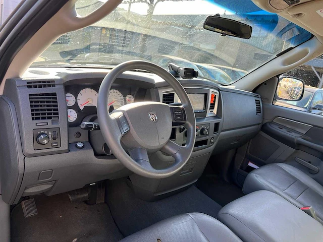 Dodge - 1500 5.7 hemi - ram - 6 pers - 2-vgd-21 - afbeelding 19 van  19