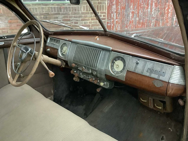 Dodge - 1947 - d24 - personenauto - afbeelding 3 van  25