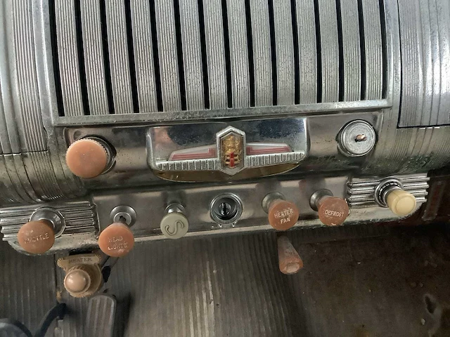 Dodge - 1947 - d24 - personenauto - afbeelding 11 van  25