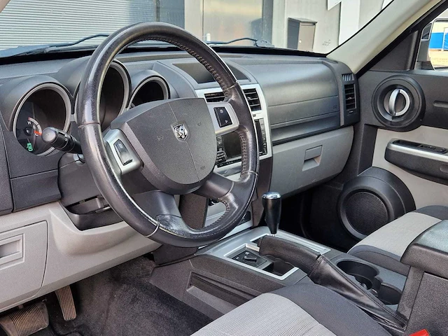 Dodge - 2007 - nitro - 3.7 v6 sxt - 62-xr-sb - afbeelding 2 van  21