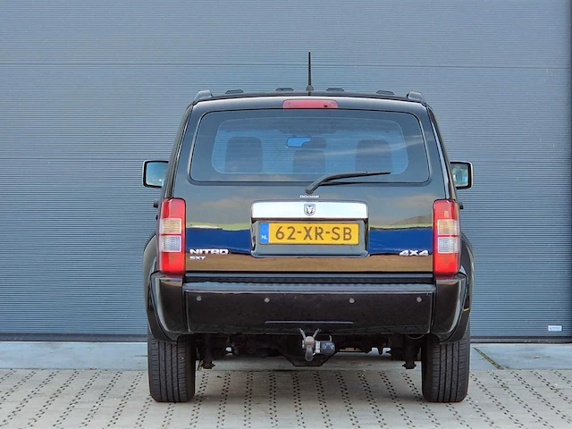 Dodge - 2007 - nitro - 3.7 v6 sxt - 62-xr-sb - afbeelding 18 van  21