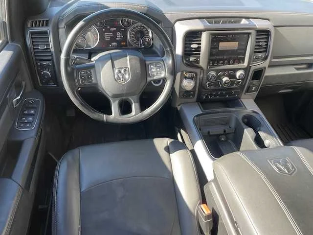 Dodge - 2017 - ram 1500 - 5.7 v8 4x4 qc 6'4l lpg - personenauto - afbeelding 9 van  23