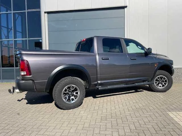 Dodge - 2017 - ram 1500 - 5.7 v8 4x4 qc 6'4l lpg - personenauto - afbeelding 23 van  23