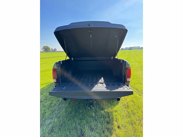 Dodge - 2017 - ram 1500 rebel - 5.7 v8 4x4 qc 6'4 la - personenauto - afbeelding 26 van  32