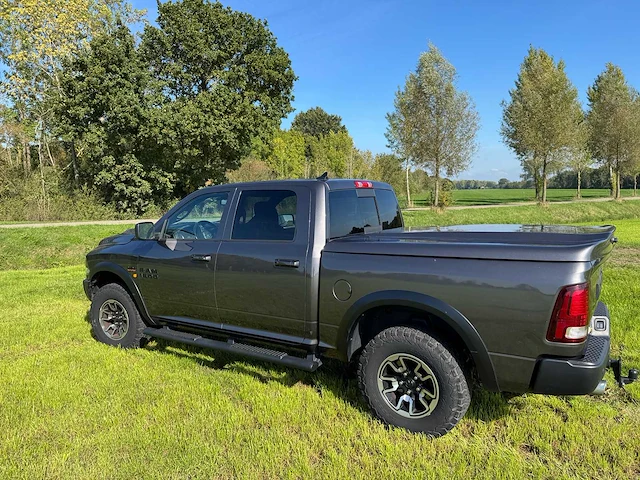 Dodge - 2017 - ram 1500 rebel - 5.7 v8 4x4 qc 6'4 la - personenauto - afbeelding 27 van  32