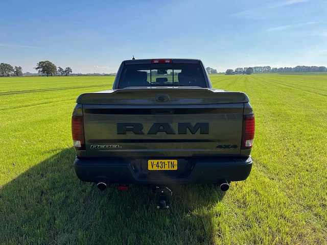 Dodge - 2017 - ram 1500 rebel - 5.7 v8 4x4 qc 6'4 la - personenauto - afbeelding 29 van  32
