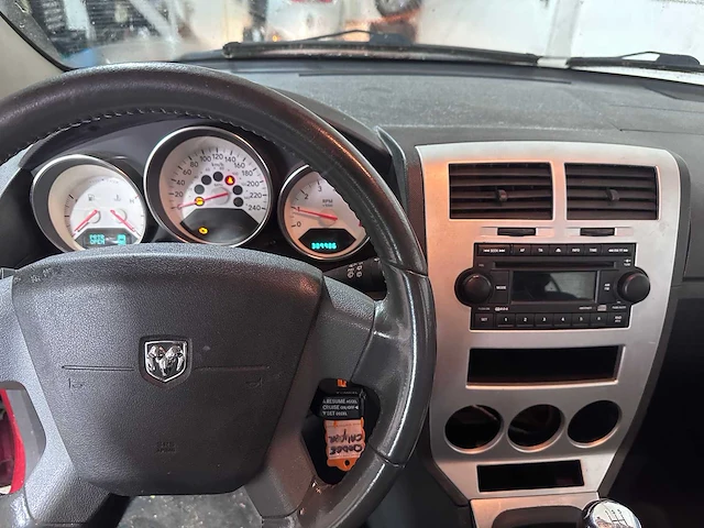 Dodge - caliber - 1.8 se - 40-hvt-6 - afbeelding 2 van  22