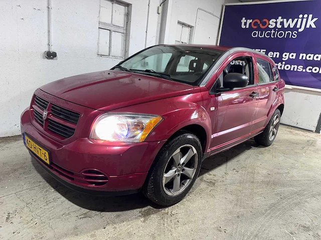Dodge - caliber - 1.8 se - 40-hvt-6 - afbeelding 1 van  22
