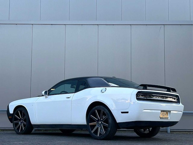 Dodge - challenger - 3.5 - 2010 - afbeelding 12 van  20