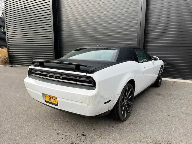 Dodge - challenger - t-567-px - 2010 - afbeelding 17 van  19