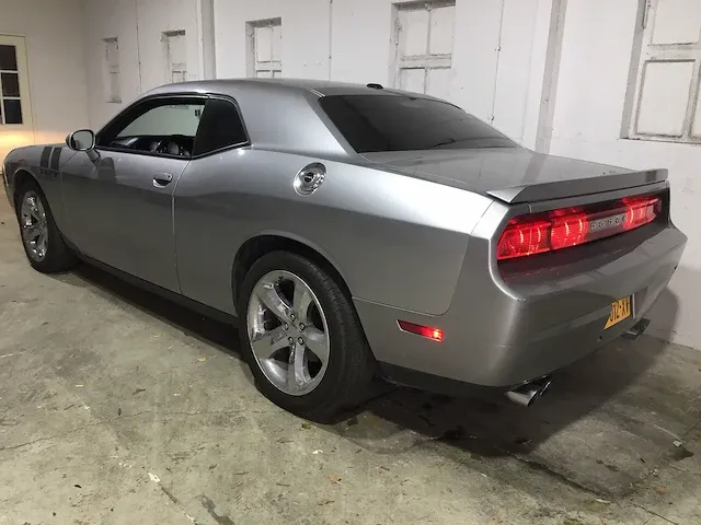 Dodge - challenger r/t - 5.7 v8 automaat - t-012-xv - afbeelding 3 van  27