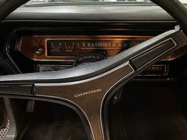 Dodge - charger - 5.2 v8 -oldtimer - 1971 - afbeelding 16 van  39