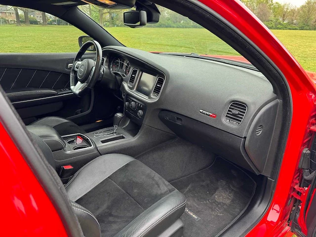 Dodge - charger srt - automaat - 2014 - afbeelding 15 van  30