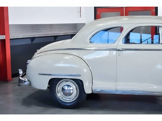 Dodge - deluxe coupe 230ci i6 - 1948 - afbeelding 3 van  74