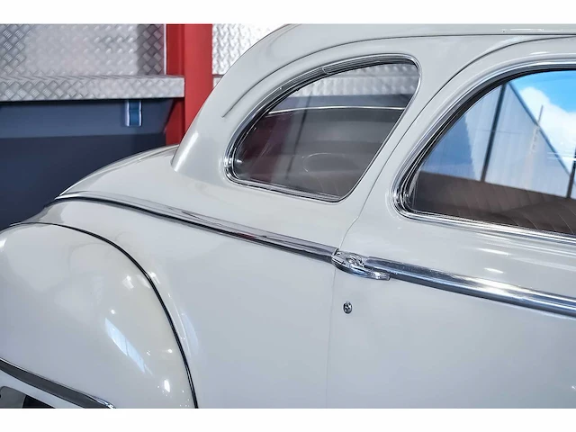 Dodge - deluxe coupe 230ci i6 - 1948 - afbeelding 4 van  74