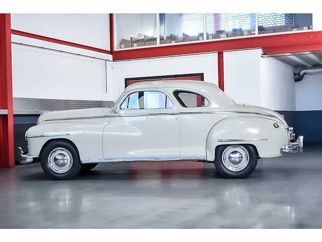 Dodge - deluxe coupe 230ci i6 - 1948 - afbeelding 32 van  74