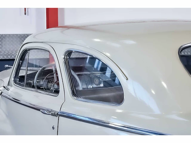 Dodge - deluxe coupe 230ci i6 - 1948 - afbeelding 36 van  74