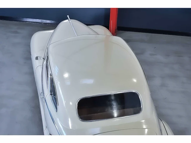 Dodge - deluxe coupe 230ci i6 - 1948 - afbeelding 40 van  74