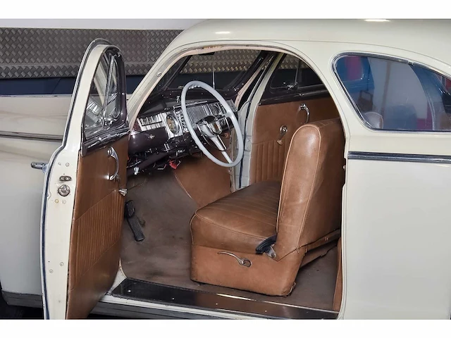Dodge - deluxe coupe 230ci i6 - 1948 - afbeelding 44 van  74