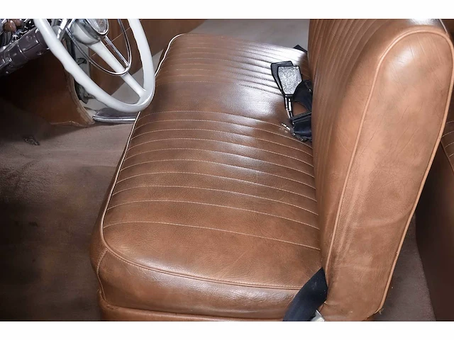Dodge - deluxe coupe 230ci i6 - 1948 - afbeelding 47 van  74