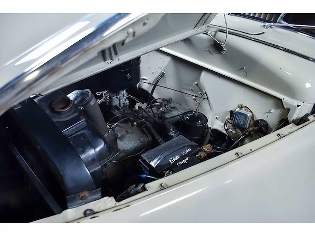 Dodge - deluxe coupe 230ci i6 - 1948 - afbeelding 64 van  74