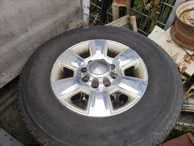Dodge - laramie long horn edition - velg (4x) - afbeelding 3 van  7