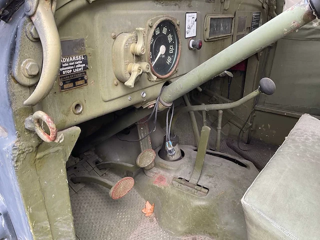 Dodge - legervoertuig - afbeelding 9 van  21