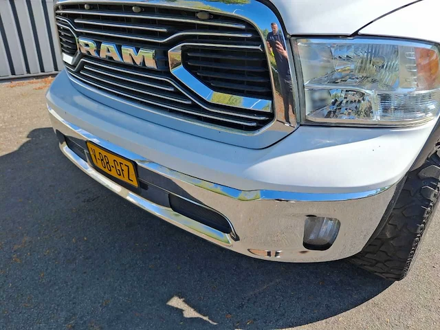 Dodge - ram 1500 - 3.6 v6 qc 6'4 - 2019 - 309pk - afbeelding 14 van  25