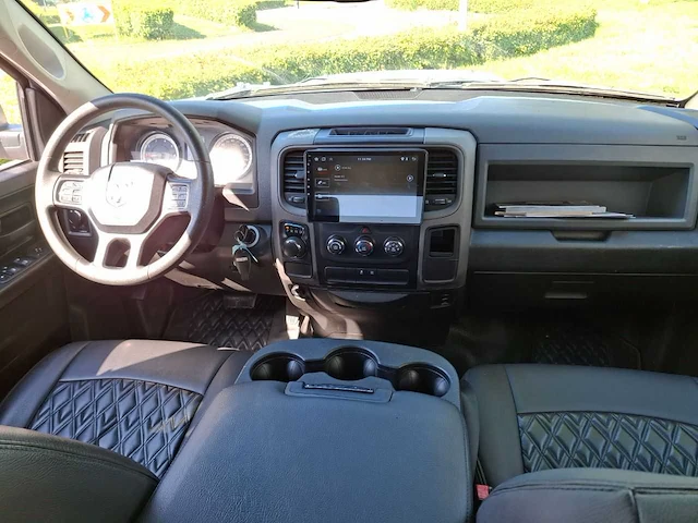 Dodge - ram 1500 - 3.6 v6 qc 6'4 - 2019 - 309pk - afbeelding 21 van  25