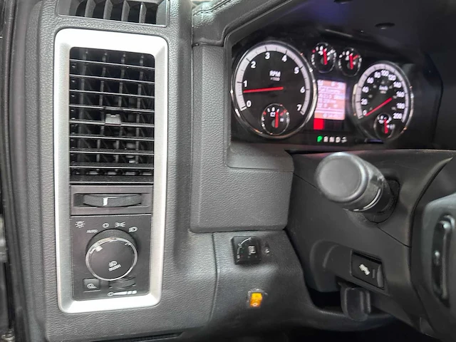 Dodge - ram 1500 - 5.7 v8 cc 5'7 - 5-vtv-25 - afbeelding 6 van  22