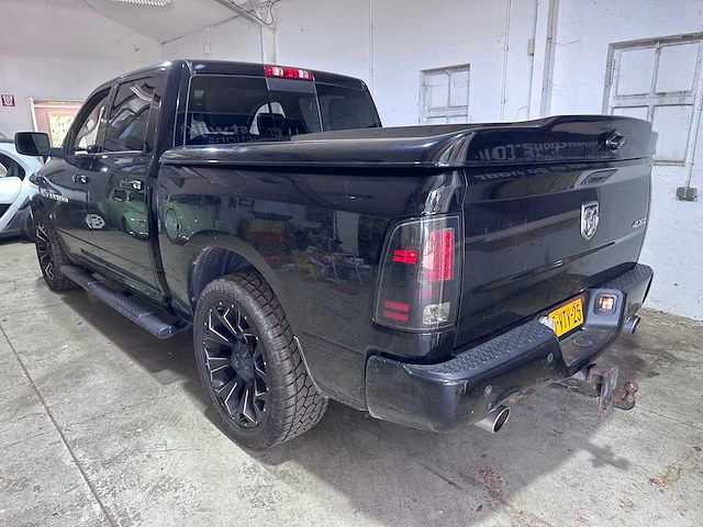 Dodge - ram 1500 - 5.7 v8 cc 5'7 - 5-vtv-25 - afbeelding 16 van  22