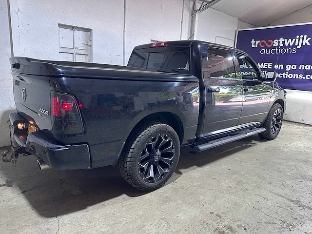 Dodge - ram 1500 - 5.7 v8 cc 5'7 - 5-vtv-25 - afbeelding 18 van  22