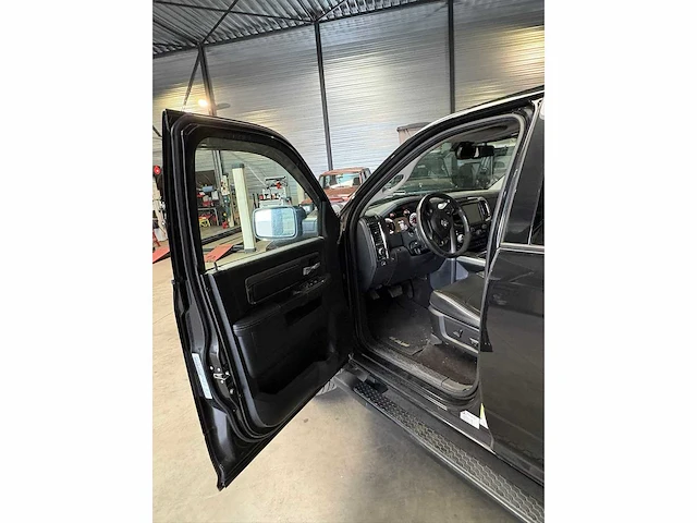 Dodge - ram 1500 - 5.7 v8 qc 6'4 - bedrijfswagen - afbeelding 4 van  41