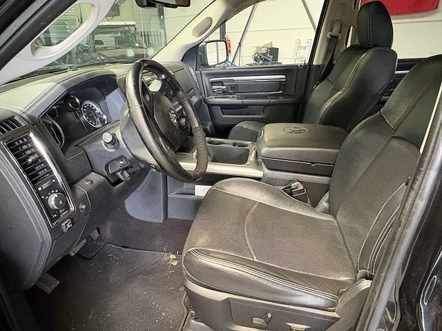 Dodge - ram 1500 - 5.7 v8 qc 6'4 - bedrijfswagen - afbeelding 7 van  41