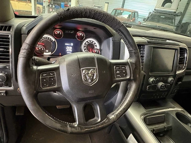 Dodge - ram 1500 - 5.7 v8 qc 6'4 - bedrijfswagen - afbeelding 8 van  41