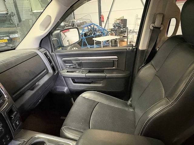Dodge - ram 1500 - 5.7 v8 qc 6'4 - bedrijfswagen - afbeelding 11 van  41