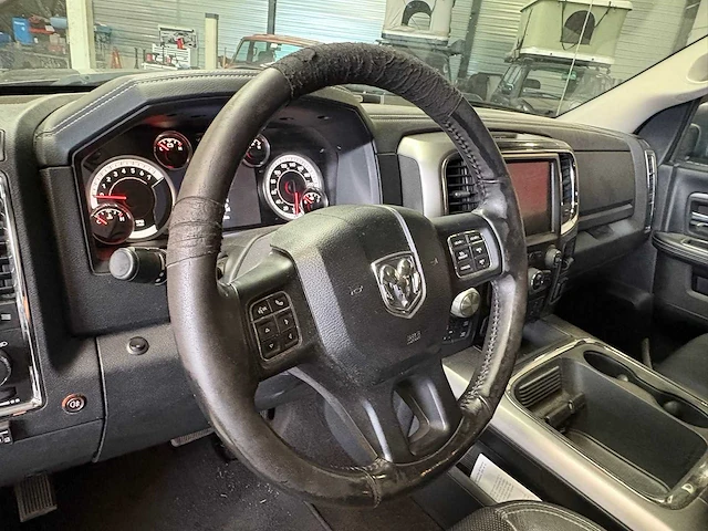 Dodge - ram 1500 - 5.7 v8 qc 6'4 - bedrijfswagen - afbeelding 13 van  41