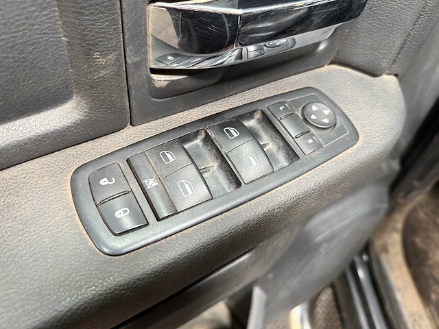 Dodge - ram 1500 - 5.7 v8 qc 6'4 - dubbel cabine - lpg - bedrijfswagen - 2011 - afbeelding 19 van  40