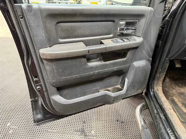 Dodge - ram 1500 - 5.7 v8 qc 6'4 - dubbel cabine -lpg- bedrijfswagen - 2011 - afbeelding 20 van  40