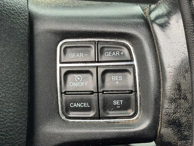 Dodge - ram 1500 - 5.7 v8 qc 6'4 - vj-191-t - afbeelding 9 van  22
